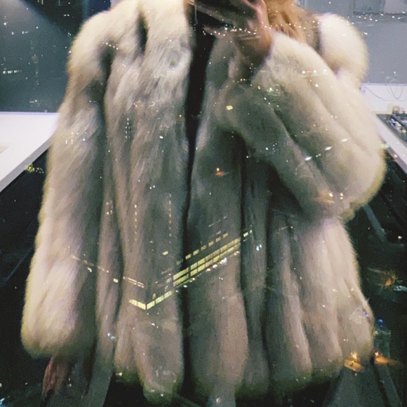 REAL fox fur jacket - Picture 5 of 8